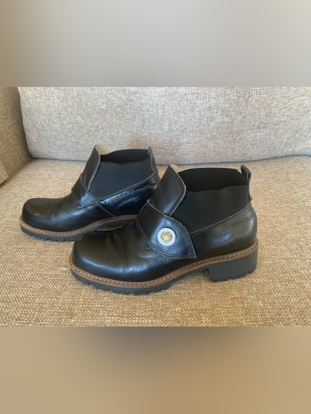 Geier Wally black leather booties made in Austria